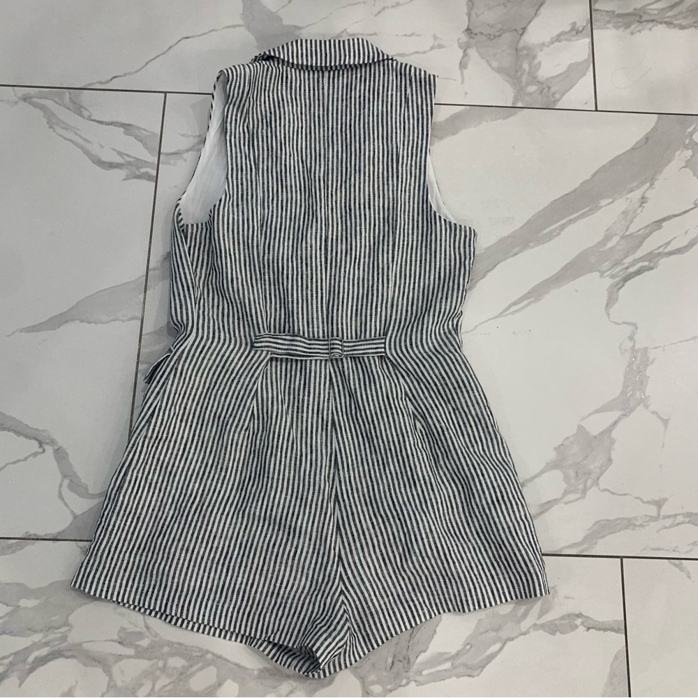 Reformation Romper  6 Linen In Vineyard Stripped Button Front  Adjustable waist - Picture 2 of 15